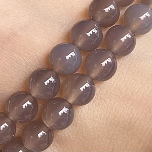 Achát šedý, kvalita A, 8 mm, šňůra 38 cm (cca 46 korálků)
