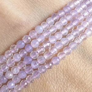 Ametyst levandulový, 3-3,5 mm, šňůra 38 cm (cca 130 korálků)