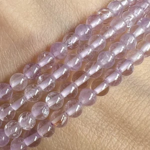 Ametyst levandulový, 4-4,5 mm, šňůra 38 cm (cca 90 korálků)